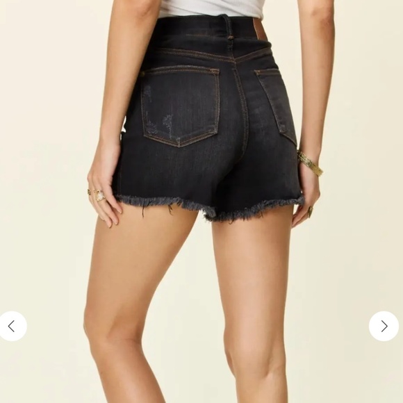 Judy Blue Shorts - Picture 2 of 5